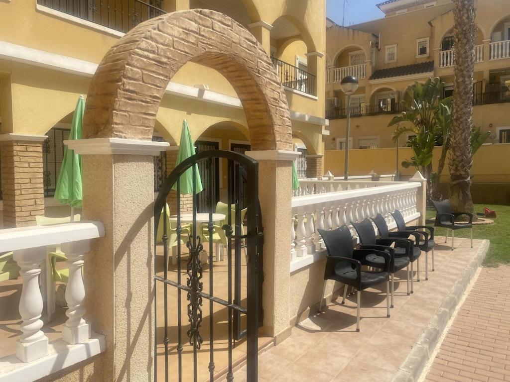 Top Floor Spacious Apartment With Roof Terrace Alicante Luaran gambar