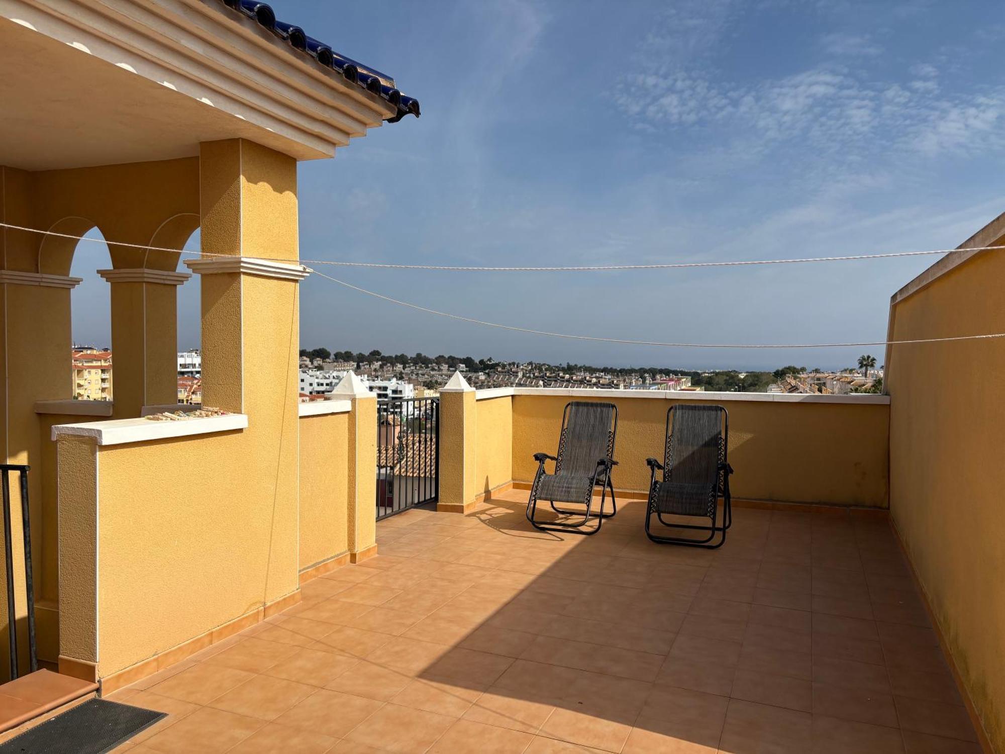 Top Floor Spacious Apartment With Roof Terrace Alicante Luaran gambar